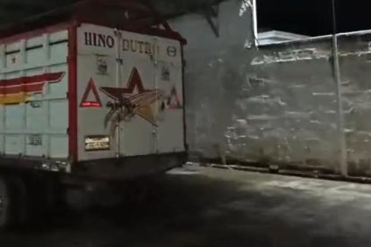 Durante la operación se ejecutaron allanamientos en propiedades que han sido relacionadas con la organización presuntamente liderada por José Aguilar Orosco.