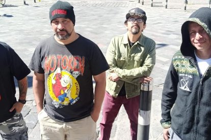 Banda de punk hardcore Notoken.