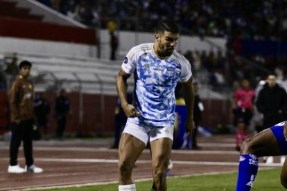 Emelec empata ante Imbabura.