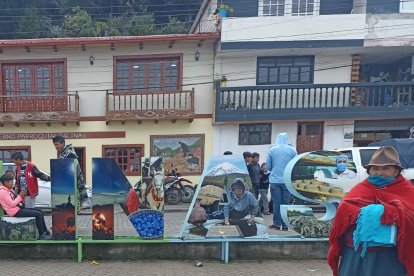 Salinas es ejemplo en emprendimientos comunitarios.