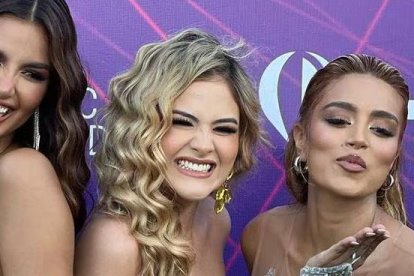 De izquierda a derecha: Dayanara,
Mar y Andreína Bravo.