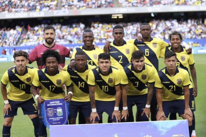 El 11 titular de la Tri con el que enfrentará a Argentina.