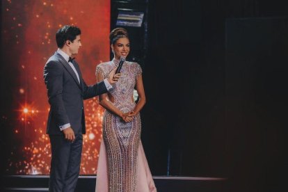 Danilo Carrera es un actor y presentador ecuatoriano.