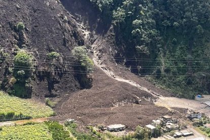 Vista aerea del deslave de Baños
