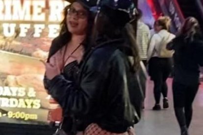 De todo puede ver en Fremont Street Experience deLas Vegas.