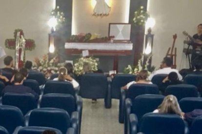 La joven modelo quiteña fue velada en un cementerio privado de Manta.