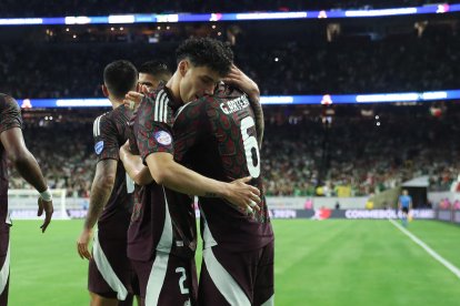 México venció por la mínima diferencia a la selección de Jamaica en la primera fecha del Grupo B.
