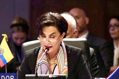 En la 45ª Asamblea General de la OEA, la canciller Gabriela Sommerfeld expresó la postura de Ecuador