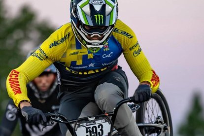 Alfredo Campo se ubica entre los mejores a nivel mundial del BMX.