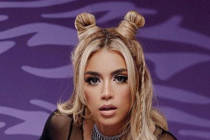 Andreína Bravo es una cantante ecuatoriana que participó en reality.