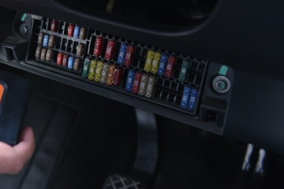 Hay quienes utilizan dispositivos electrónicos para llevar a cabo este tipo de actividades.