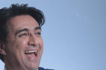 Fernando Villaroel es un actor, comediante y director ecuatoriano.