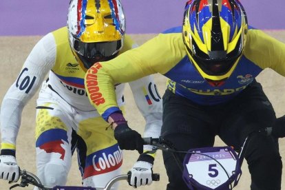El ciclista ecuatoriano Alfredo Campo fue protagonista en la competencia de BMX en París 2024