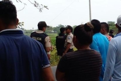 Algunos vecinos consideran que las dos víctimas fueron abandonadas en horas de la madrugada.