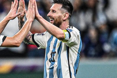 Álvarez y Messi en el Mundial del 2022.