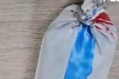 Un taco de dinamita fue incautado como evidencia.