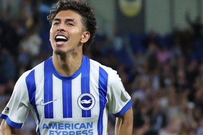 Jeremy Sarmiento convirtió en el triunfo de Brighton ante Crawley Town