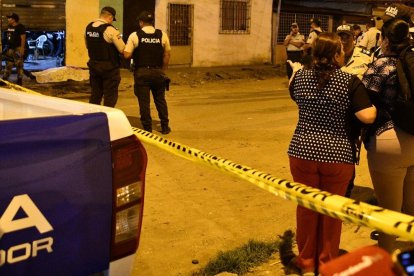 El asesinato se cometió en un taller de la avenida Bolívar Madero Vargas y Sara de la Cruz de Chávez, en la parroquia de Puerto Bolívar.