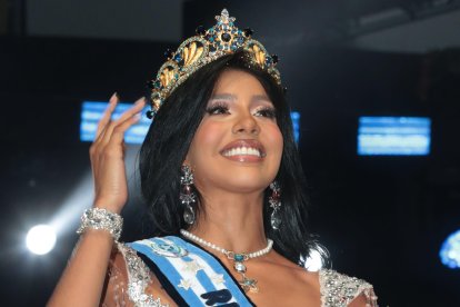 Jenniffer Tutivén fue coronada en la noche del sábado 5 de octubre.