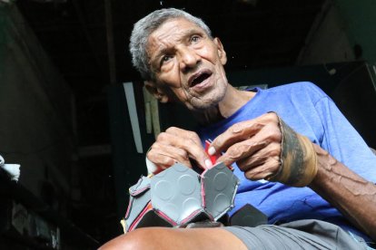 El taller de don Luis Chóez tiene más de 70 años de tradición, lo abrió su padre.