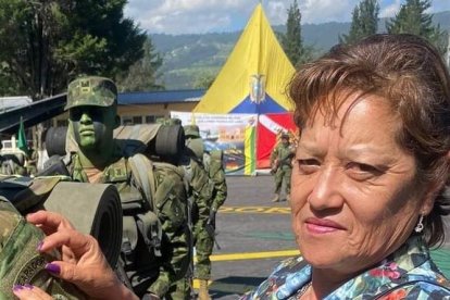 Leticia Amán junto a su hijo Cristhian.

ag -