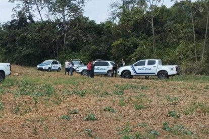 Los agentes investigadores buscan establecer el móvil del suceso.