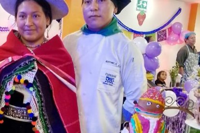 Estela Jerez se llevó 100 dólares con su familia Salasaka de guagua de pan.