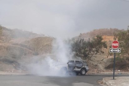 El vehículo fue quemado la tarde del lunes 25 de noviembre.