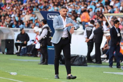 Javier Gandolfi apunta a ganar su primer título como entrenador.
