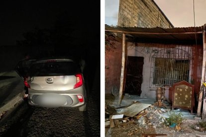 El carro del conductor y una moto estaban cerca de la casa.