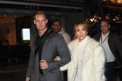 Rumores de romance surgen en internet