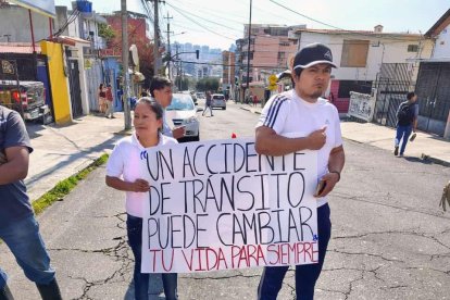 Amigos de Diego estuvieron en la diligencia judicial.