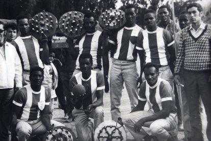 Hace 40 años, cientos de personas practicaban el juego de la Pelota Nacional en el país, pero con el pasar de los años se perdió el interés.