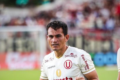 Jairo Vélez jugador de Universitario de Perú.