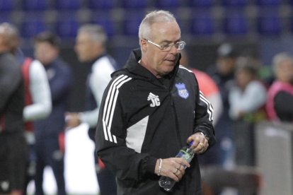 Jorge Célico dirigió ante la Universidad Católica (2-2) su último partido como timonel azul la noche del miércoles 25 de junio.