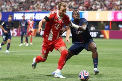 Willian Pacho fue expulsado en la semifinal ante Bayern Múnich.