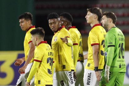 Barcelona ganó por la mínima a Vinotinto, pero con un criticado juego.