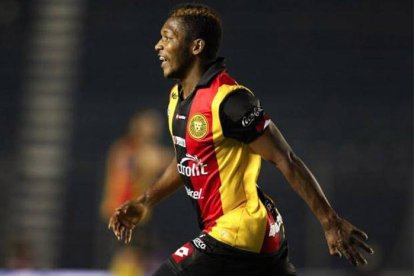 Jonathan González uno de los jugadores fallecidos.