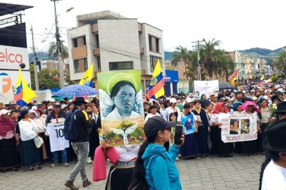 Conocidos de la víctima hicieron un homenaje al comunero.