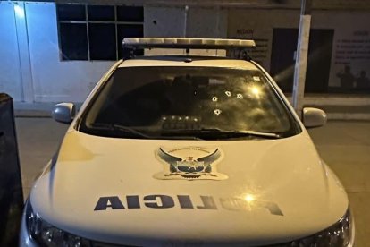 Así quedó el patrullero policial atacado por los sujetos armados