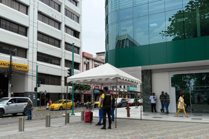 Ni autoridades ni empresas acudieron al llamado. El equipo se ubicó en diversos lugares de la ciudad.