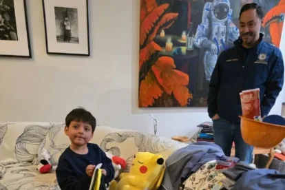 Liam y el representante de Texas Joaquín Castro