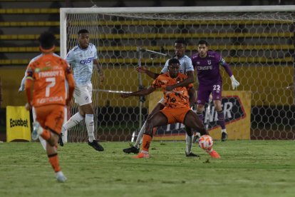 Libertad FC recibe a Manta FC en el arranque de la LigaPro 2026.