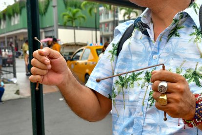 Las varillas de radiestesia son usadas para detectar energías.