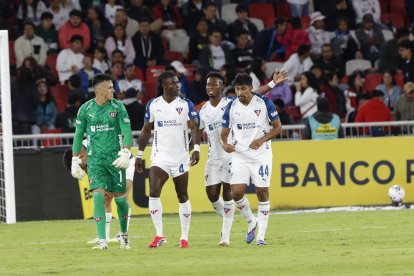 Liga de Quito busca hacer respetar su localía ante Manta.