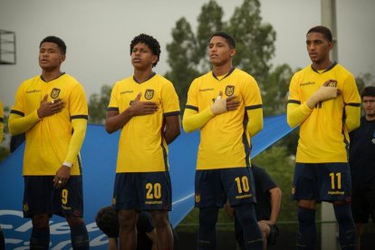 Ecuador Sub 17 que jugó ante Chile el 12 de abril.