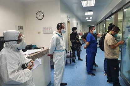 Tras la supuesta amenaza de muerte a Salcedo se redobló la seguridad en el hospital con policías uniformados y encubiertos