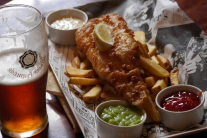 El marisco es impensable comerlo sin una cerveza.