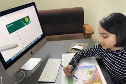 Para algunos padres de familia, las clases virtuales tiene más pros que contras.