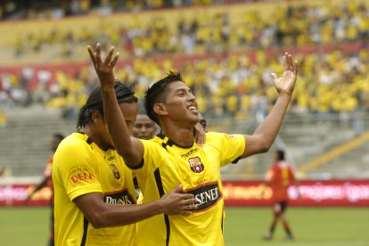 David Quiroz solo pudo jugar un año en Barcelona (2008)